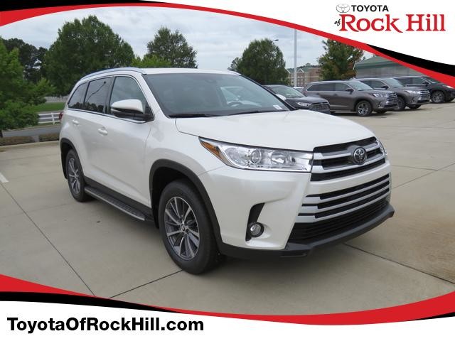 New 2019 Toyota Highlander Xle V6 Awd All Wheel Drive Suv